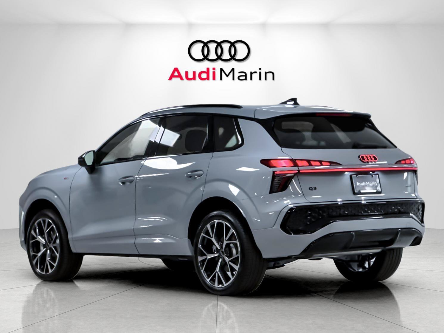 New 2026 Audi Q3 quattro 2.0T AWD/4WD image 3