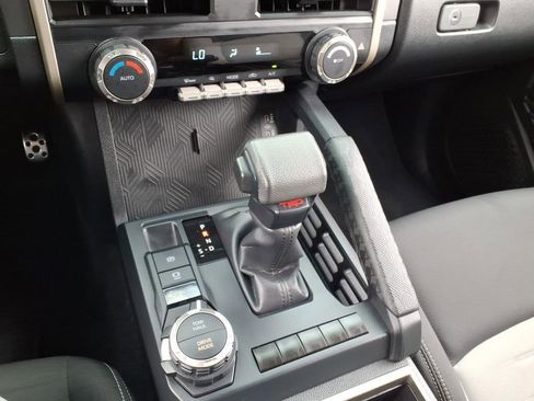 Used 2024 Toyota Tacoma TRD Sport image 21