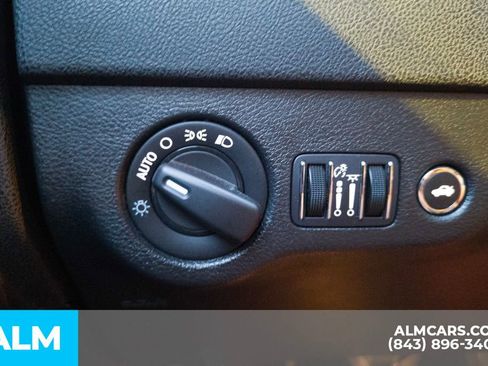 Used 2023 Dodge Charger SXT image 32