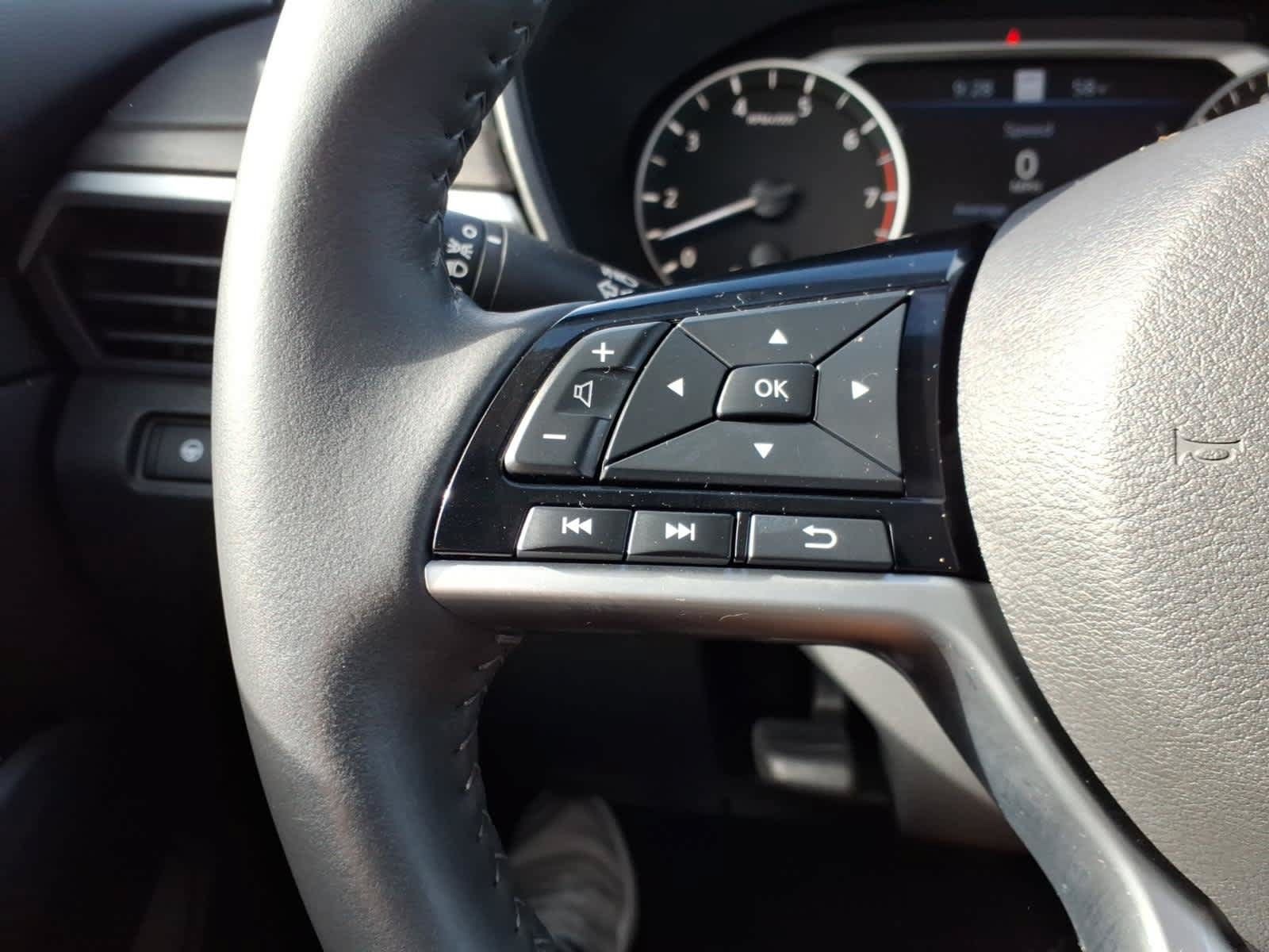 Used 2024 Nissan Altima 2.5 SL AWD/4WD image 22