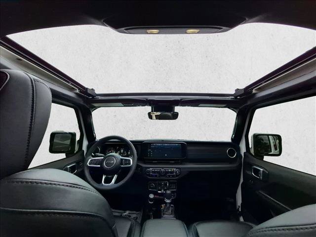 Used 2024 Jeep Wrangler High Altitude AWD/4WD image 18