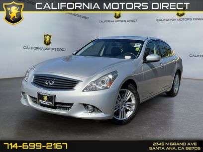 Used 2013 INFINITI G37 Journey w/ Premium Pkg