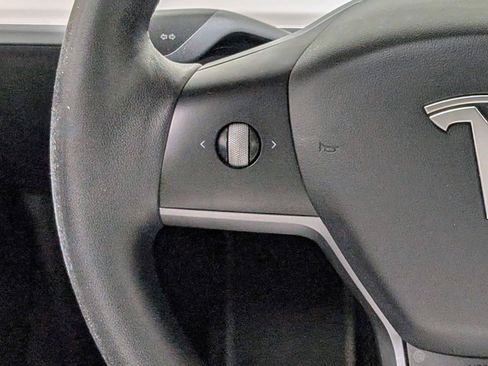 Used 2021 Tesla Model 3 Long Range AWD/4WD image 30