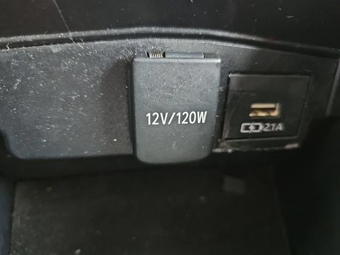 Used 2021 Toyota Corolla LE FWD image 18