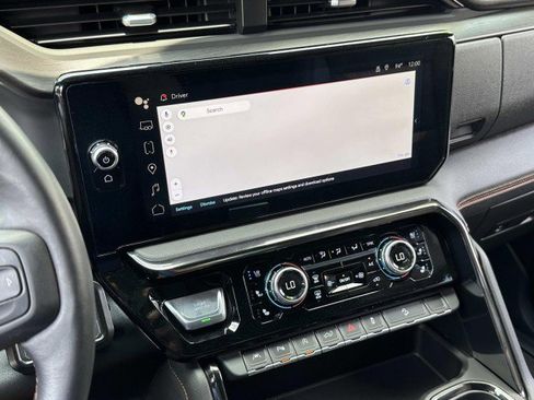 Used 2023 GMC Sierra 1500 AT4 image 20