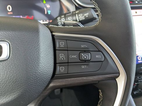 Used 2024 Jeep Grand Cherokee Limited 4xe w/ Luxury Tech Group II AWD/4WD image 27