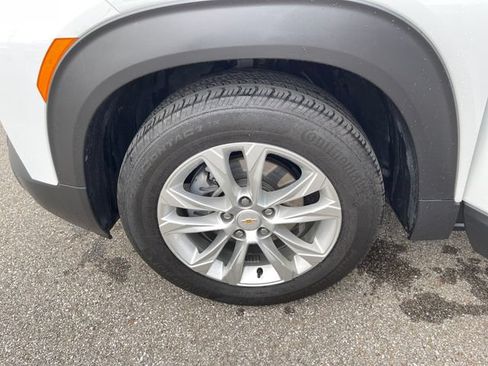 Used 2023 Chevrolet TrailBlazer LS FWD image 20