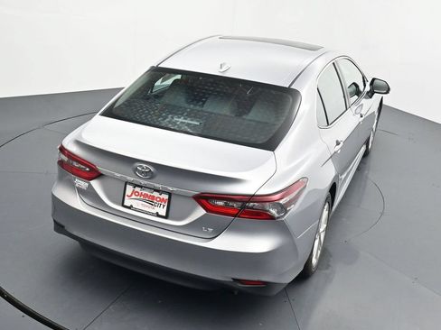 Used 2024 Toyota Camry LE w/ Convenience Package FWD image 32