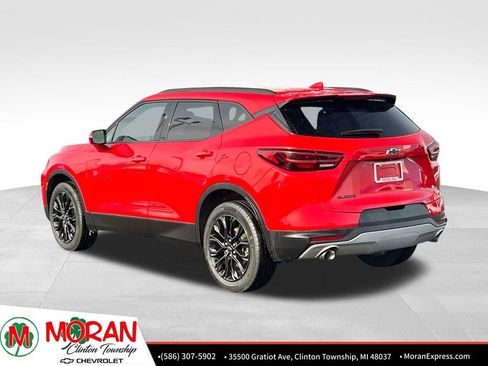 Used 2024 Chevrolet Blazer LT w/ LPO, Black Grille Bar Package image 4