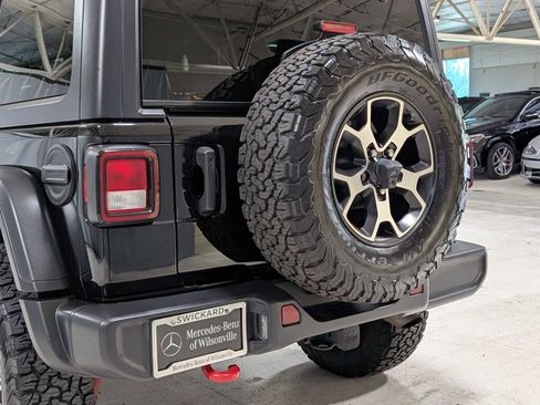 Used 2022 Jeep Wrangler Unlimited Rubicon AWD/4WD image 13