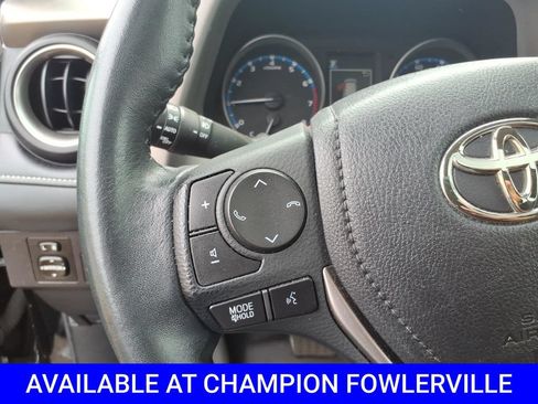 Used 2018 Toyota RAV4 XLE AWD/4WD image 15