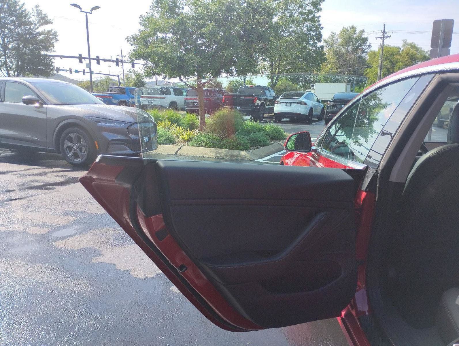 Used 2019 Tesla Model 3 Long Range AWD/4WD image 14