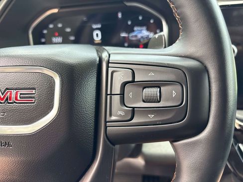 Used 2024 GMC Sierra 1500 AT4 w/ Technology Package AWD/4WD image 23