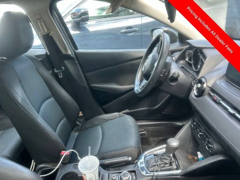 Used 2017 Toyota Yaris iA FWD image 3