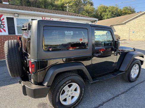 Used 2013 Jeep Wrangler Sport image 5