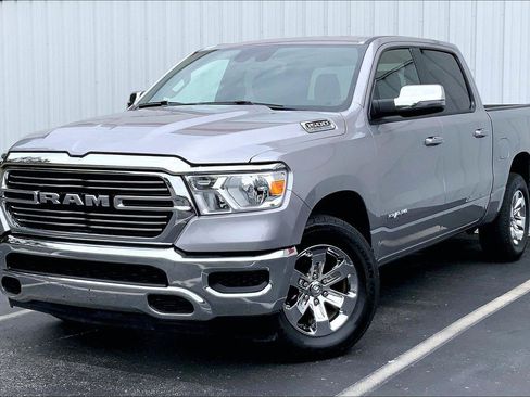 Used 2024 RAM 1500 Laramie AWD/4WD image 1