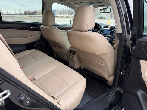 Used 2016 Subaru Outback 2.5i Limited image 23