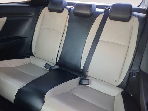 Used 2016 Honda Civic Touring image 13