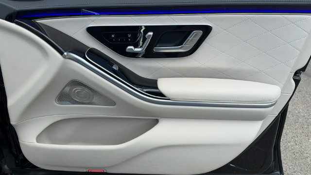 Used 2022 Mercedes-Benz S 500 4MATIC image 12
