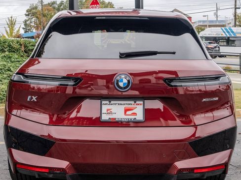 Used 2025 BMW iX xDrive50 image 25