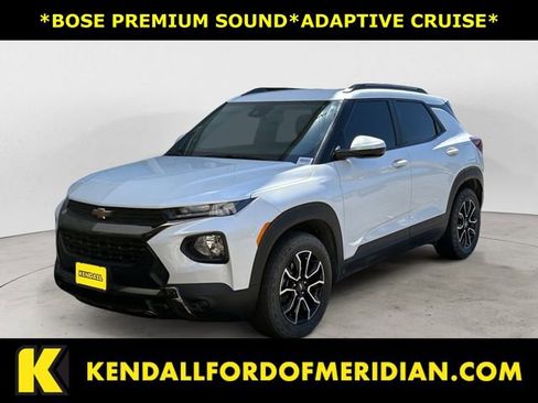 Used 2023 Chevrolet TrailBlazer ACTIV w/ Technology Package FWD image 1