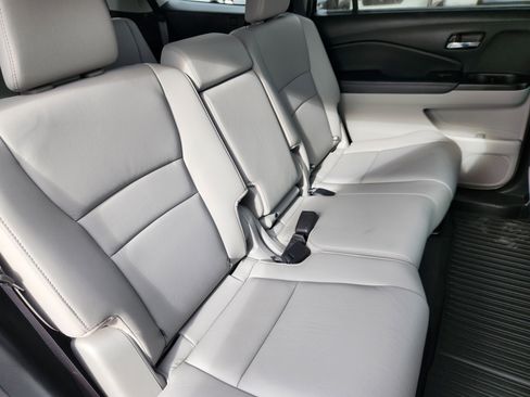 Used 2021 Honda Pilot Special Edition image 17