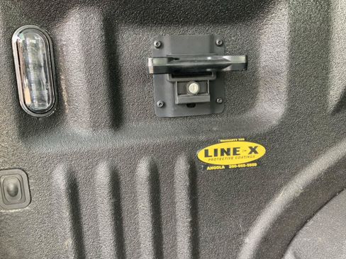 Used 2019 Ford F150 XLT w/ Equipment Group 302A Luxury AWD/4WD image 12