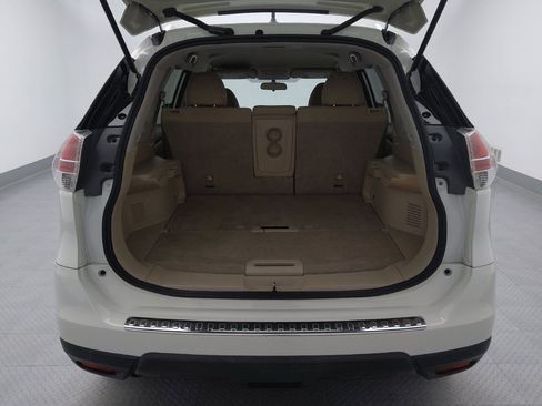 Used 2014 Nissan Rogue SV FWD image 29