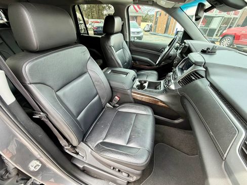 Used 2018 Chevrolet Tahoe LT AWD/4WD image 12