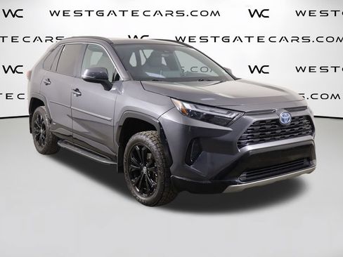 Used 2022 Toyota RAV4 SE w/ Convenience Package AWD/4WD image 43