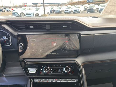 Used 2023 GMC Sierra 1500 AT4 w/ AT4 Premium Package image 12