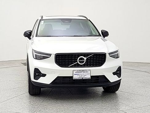 New 2026 Volvo XC40 B5 Plus w/ Protection Package Premier AWD/4WD image 2