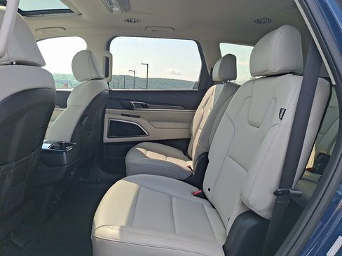 Certified 2024 Kia Telluride S w/ S Sunroof Package AWD/4WD image 10