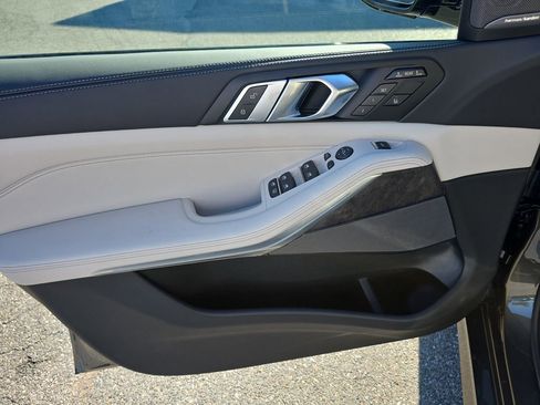 New 2026 BMW X7 xDrive40i w/ M Sport Package image 11