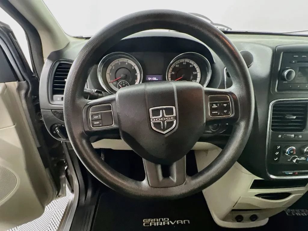 Used 2013 Dodge Grand Caravan SE FWD image 12
