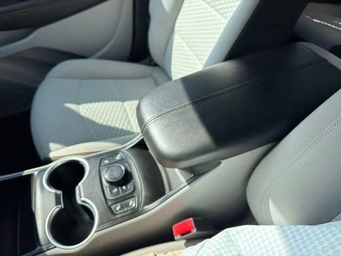 Used 2020 GMC Terrain SLE w/ Driver Convenience Package FWD image 20