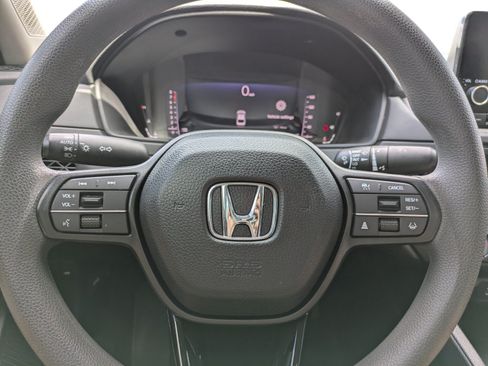 Used 2025 Honda Accord SE image 21