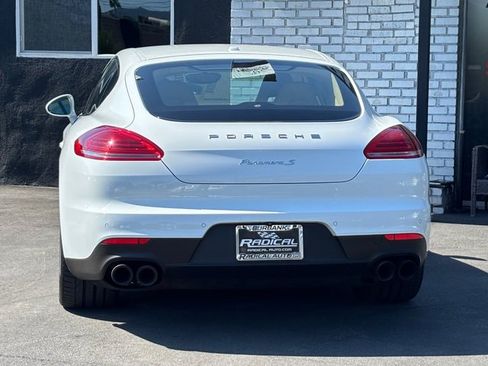 Used 2015 Porsche Panamera S RWD image 12