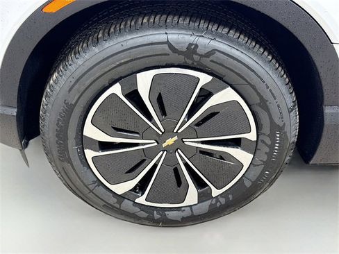 New 2026 Chevrolet Blazer EV LT image 34