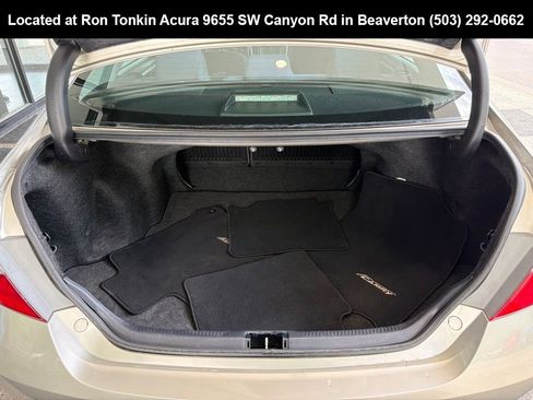 Used 2017 Toyota Camry LE FWD image 10