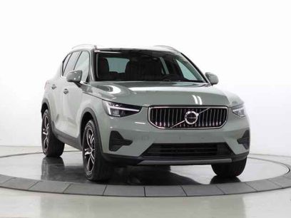 Certified 2025 Volvo XC40 B5 Core