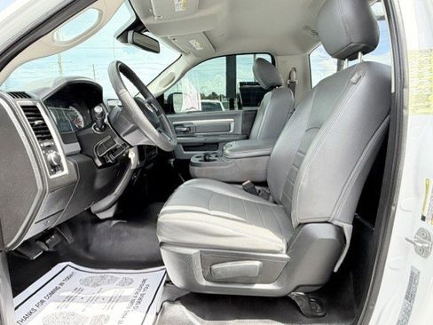 Used 2018 RAM 2500 Tradesman w/ Power & Remote Entry Group RWD image 15