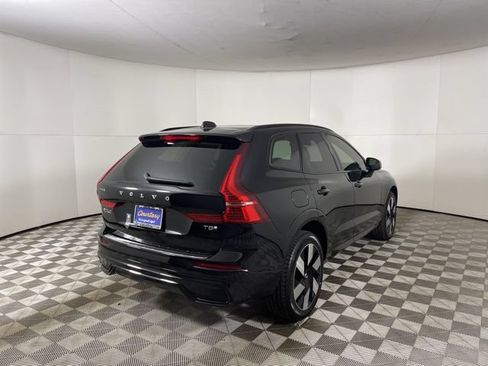 Certified 2025 Volvo XC60 T8 Plus w/ Protection Package Premier AWD/4WD image 9