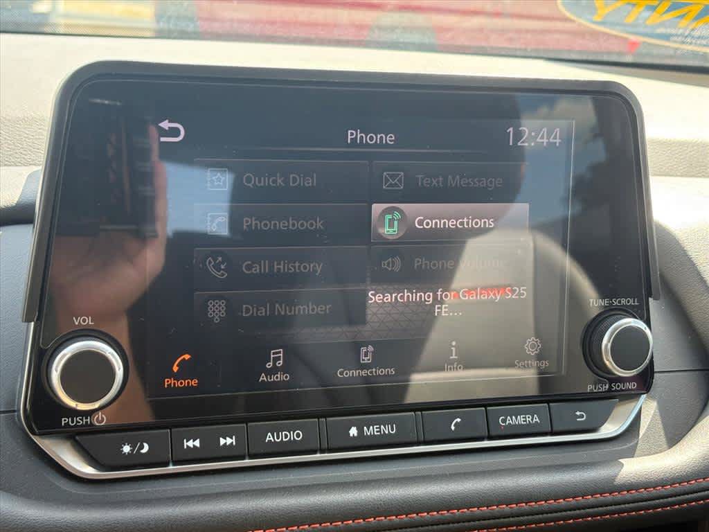 Used 2025 Nissan Rogue SV w/ Rock Creek Premium Package AWD/4WD image 15