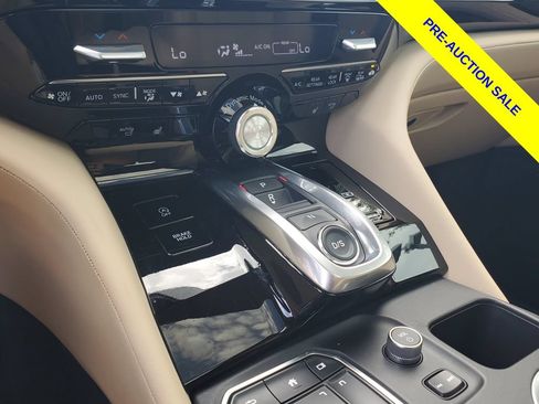 Certified 2024 Acura MDX w/ Technology Package FWD image 33