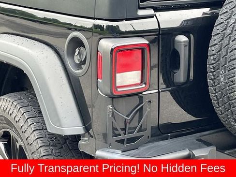 Used 2023 Jeep Wrangler Unlimited Sport AWD/4WD image 5