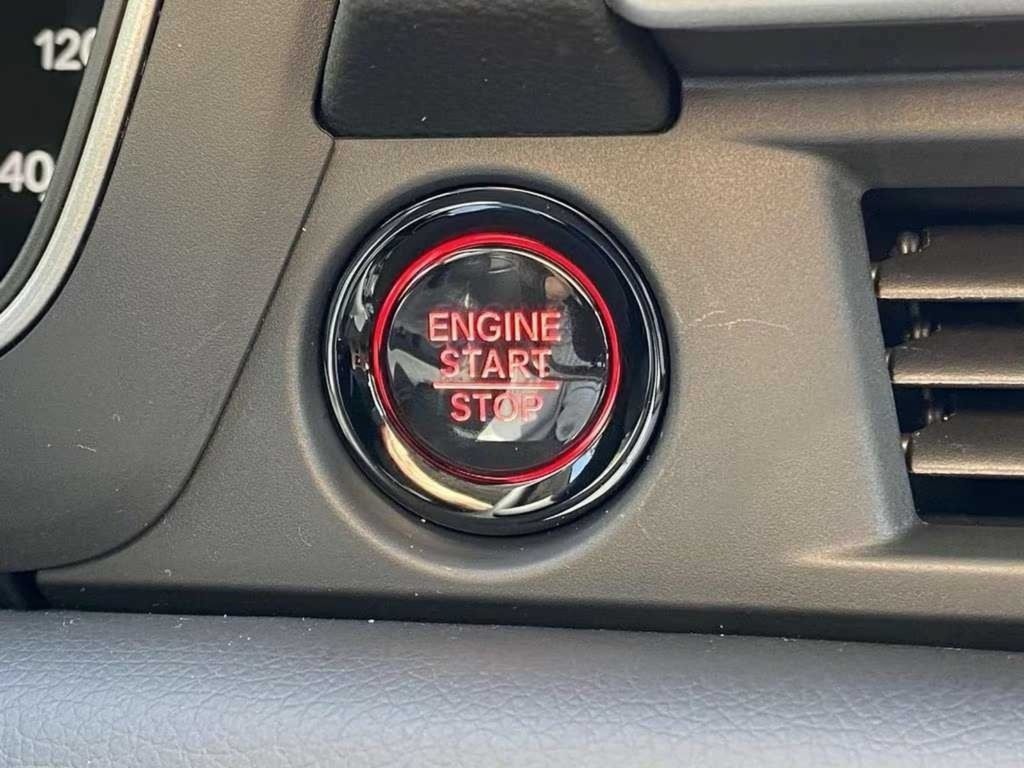 New 2025 Honda Pilot EX-L image 25