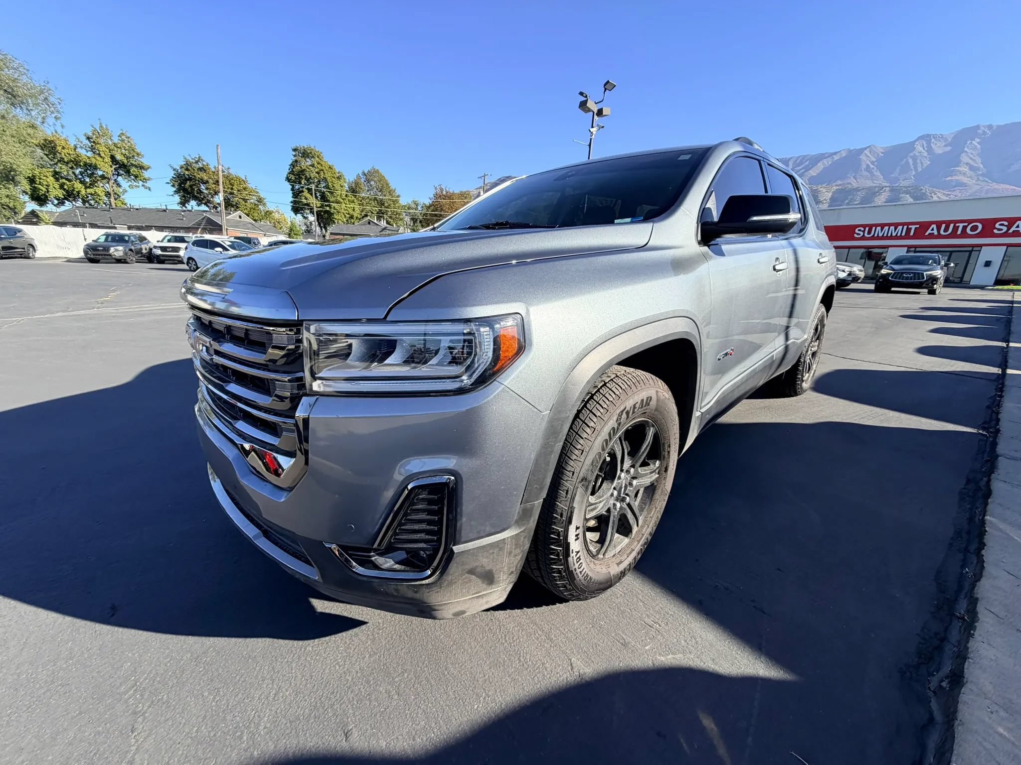 Used 2021 GMC Acadia AT4 w/ Trailering Package AWD/4WD image 7