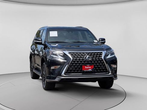 Used 2023 Lexus GX 460 Luxury w/ Sport Design Package AWD/4WD image 3