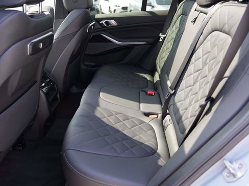 Used 2026 BMW X5 sDrive40i w/ M Sport Package image 14